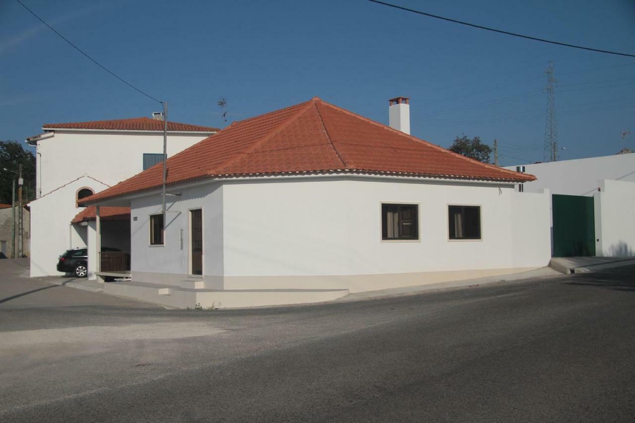 Vivenda Maria Da Nazaré Hébergement de vacances Picamilho
